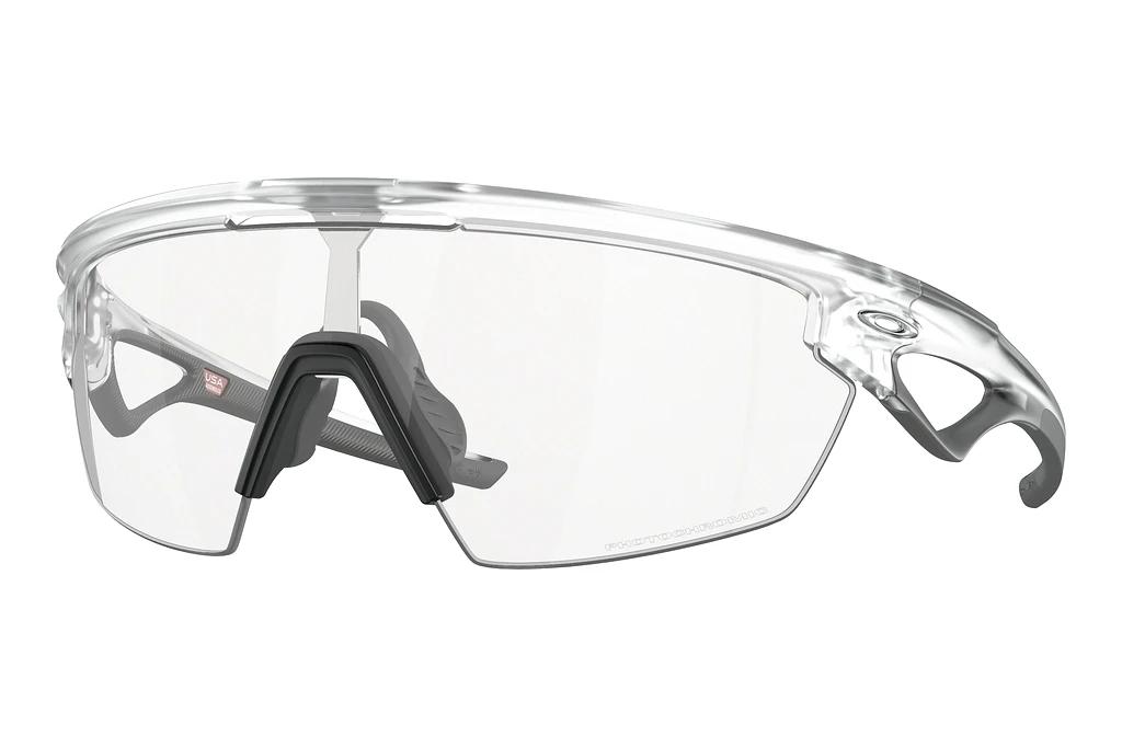 Oakley   OO9403 940307 Clear to Black Iridium PhotochromicMatte Clear