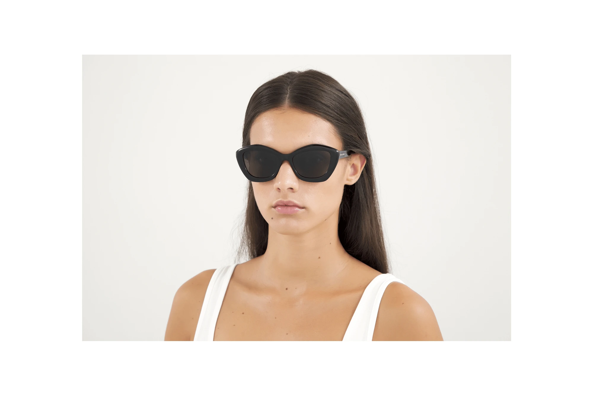 Vue de face Saint Laurent SL 68 (001)