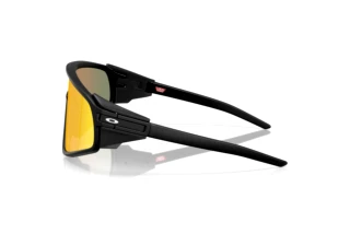 Vue latérale Oakley LATCH PANEL (OO9404 - 940416)