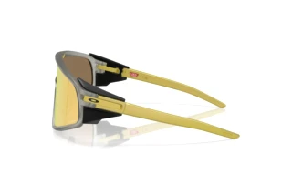 Vue latérale Oakley LATCH PANEL (OO9404 - 940424)