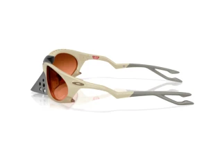 Vue latérale Oakley PLANTARIS (OO9437 - 943702)