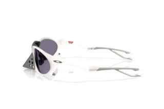 Vue latérale Oakley PLANTARIS (OO9437 - 943706)