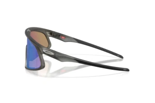Vue latérale Oakley RSLV 141 (OO9524D - 952404)