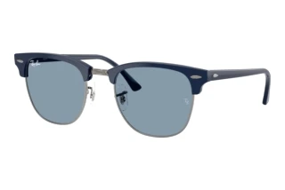 Vue de face Ray-Ban CLUBMASTER (RB3016 - 687956)