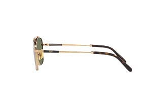 Vue latérale Ray-Ban FRANK II TITANIUM (RB8258 - 313852)