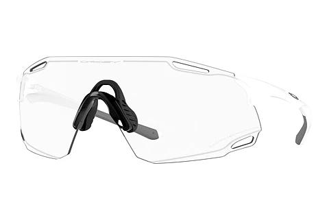 Lunettes de soleil Oakley CYBR DYNO (OO9513D 951301)